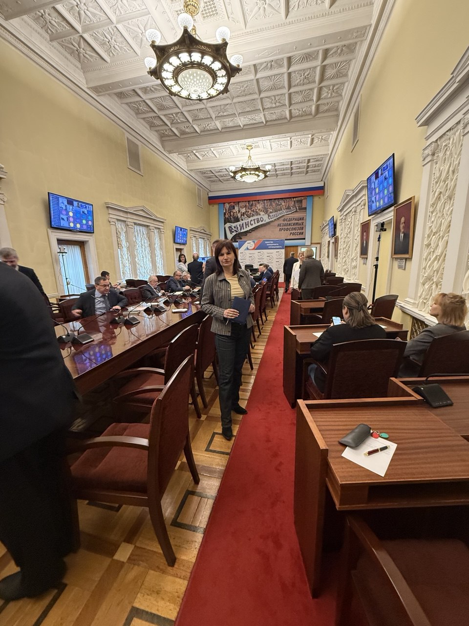 Руководитель администрации Профсоюза принял участие в совещании с руководителями членских организаций