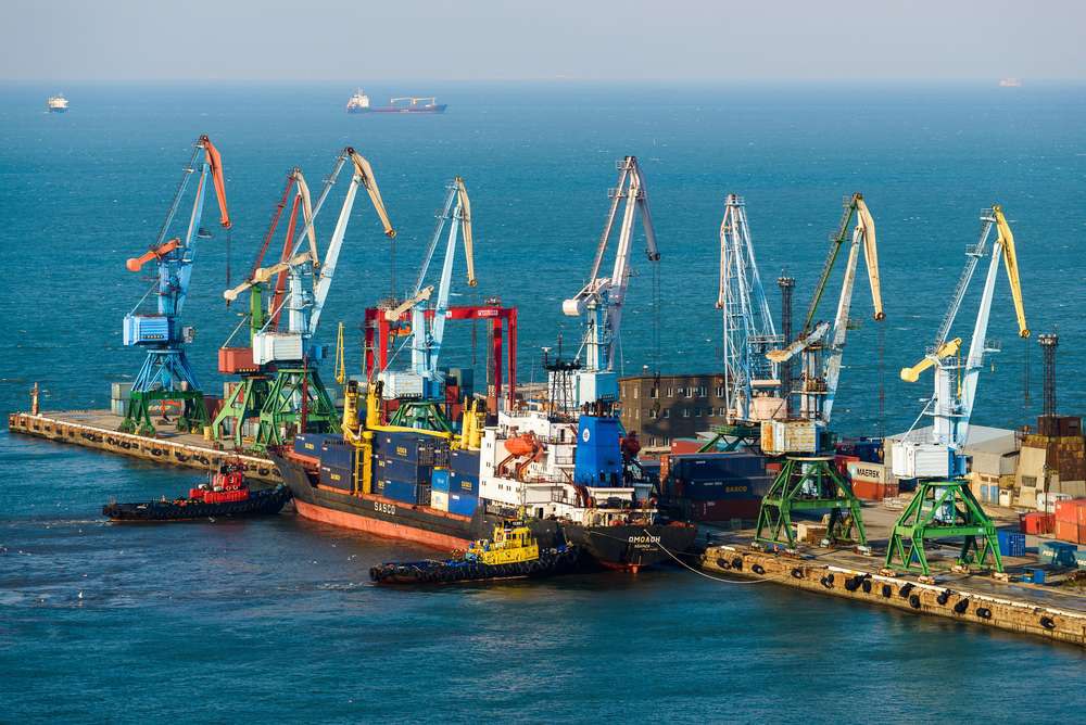 Универсальный терминал КТЛП в порту Корсаков защитят от актов незаконного вмешательства.