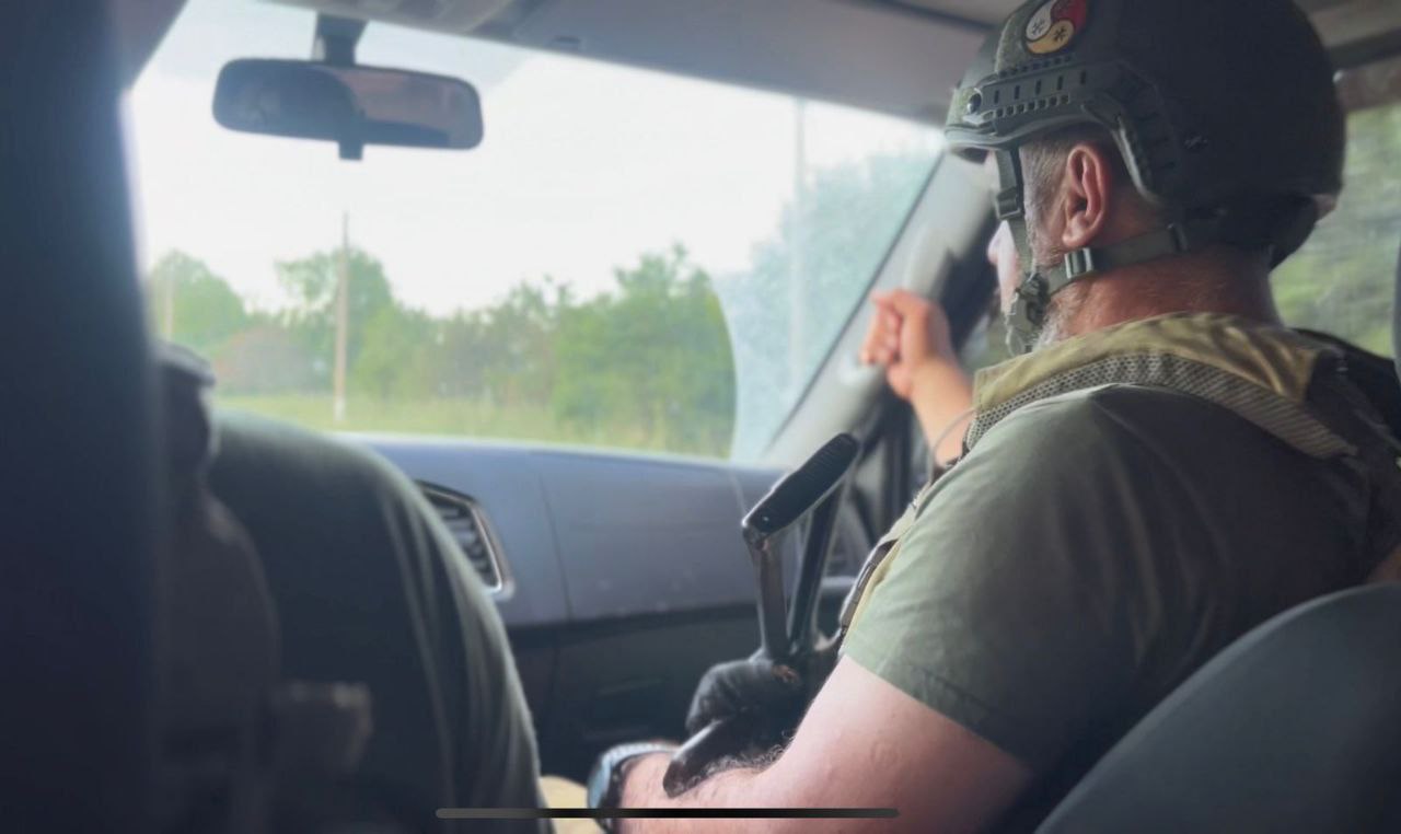 Представляем вашему вниманию небольшой фильм о поездке сотрудников профсоюза "РОСТРАНСБЕЗОПАСНОСТЬ" в зону СВО.