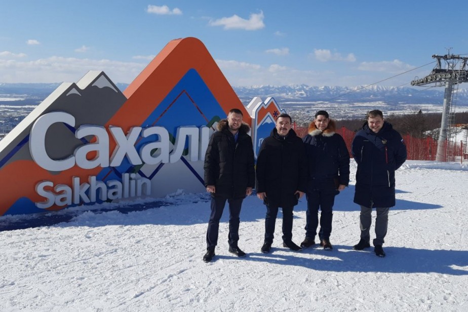 Председатель ФНПР Сергей Черногаев посетил Сахалин с рабочим визитом