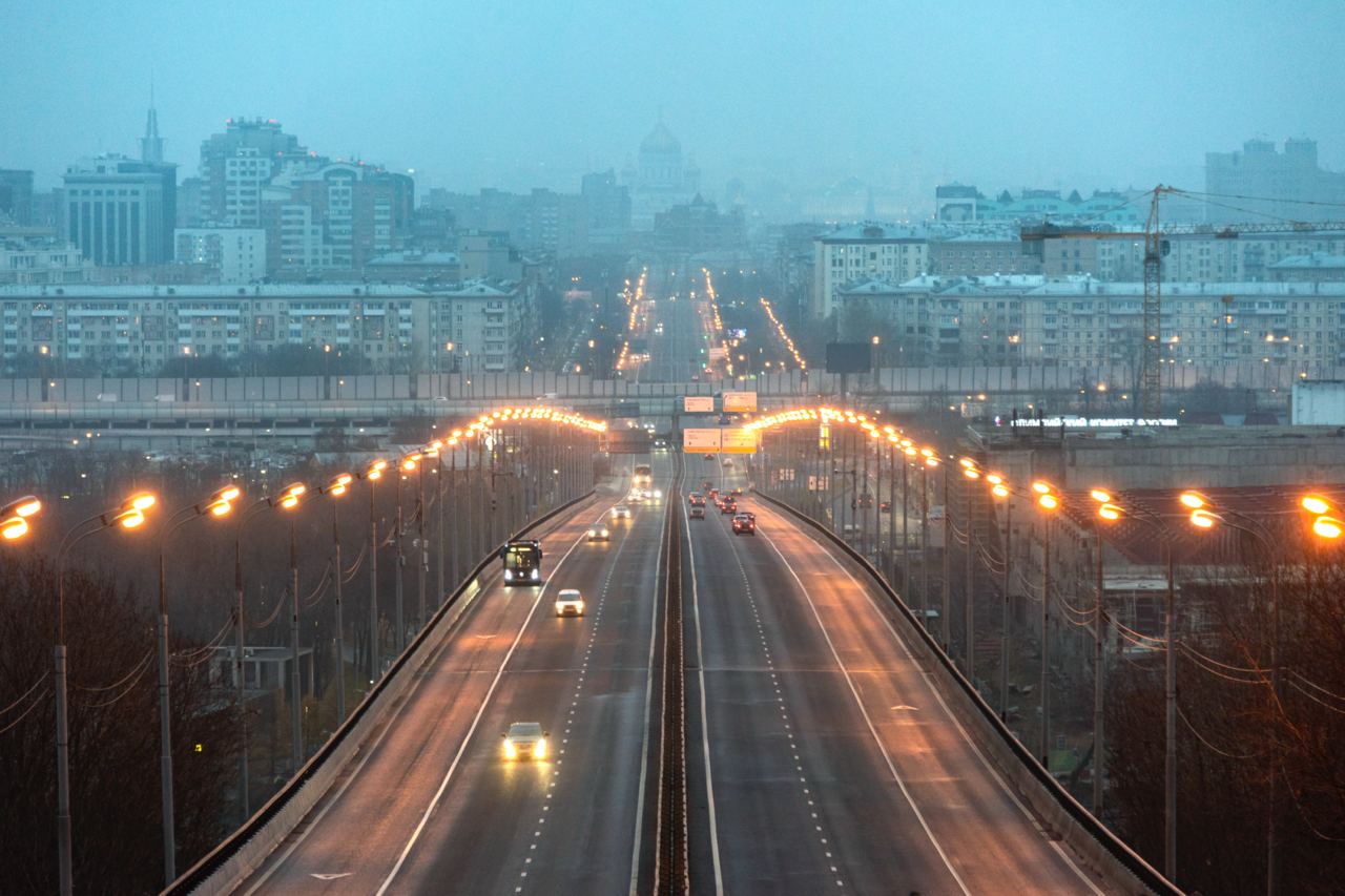В Москве на Лужнецкой эстакаде установят системы транспортной безопасности