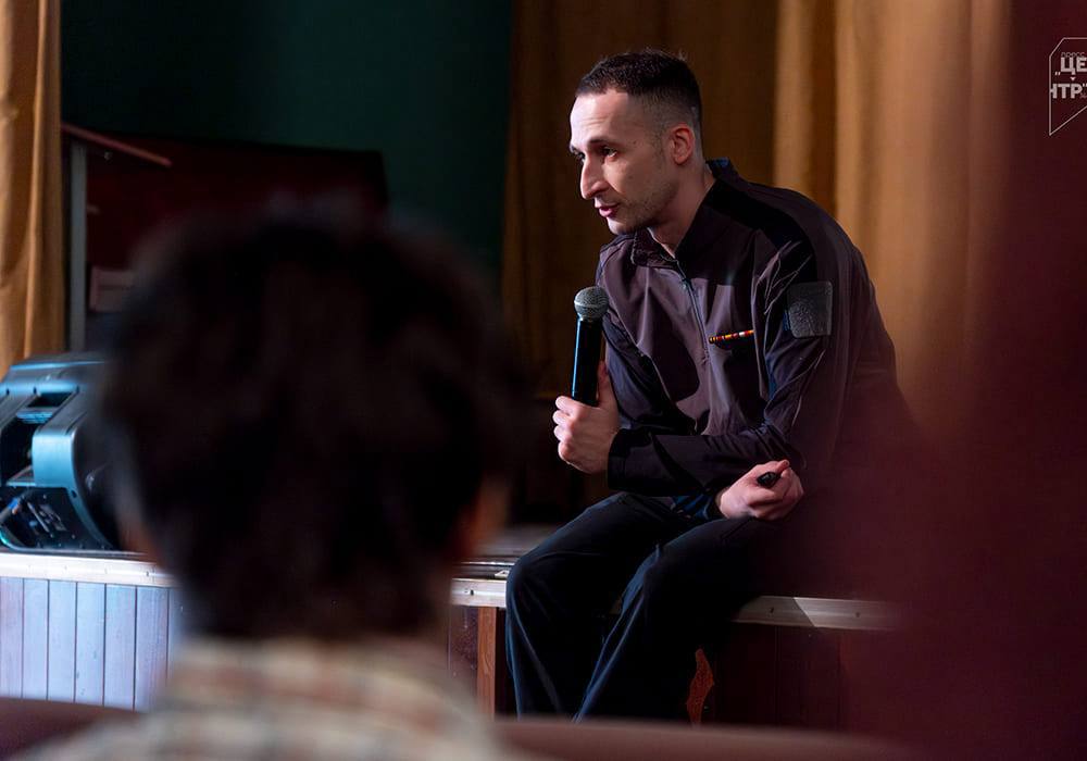 Пресс-секретарь Профсоюза принял участие во встрече военных корреспондентов с будущими журналистами