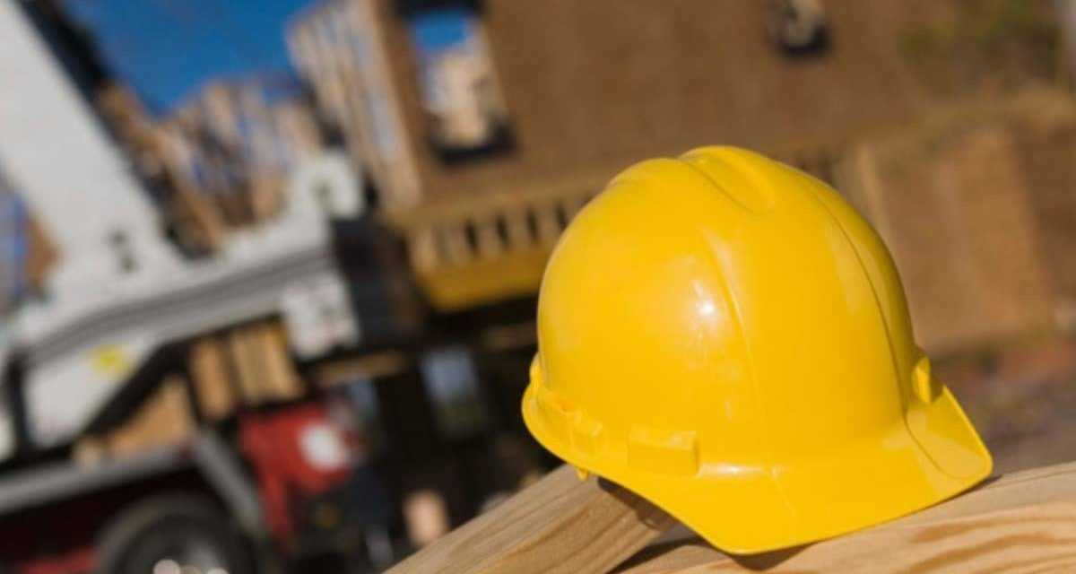 В Амурской области Федерация профсоюзов расследует несчастный случай при монтажных работах