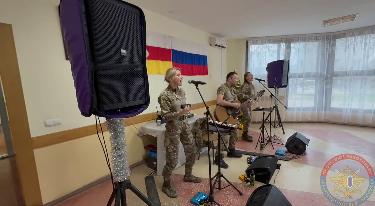 Заключительная часть сюжета о доставке предновогодней гуманитарной помощи бойцам в зону СВО!