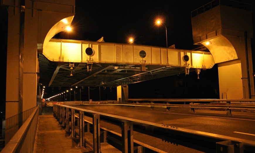 В Рязани объявили тендер на выполнение подрядных работ по оснащению ТС ОТБ эстакады Северного обхода Рязани.