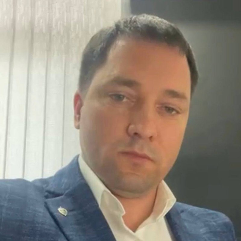 Комиссаров Василий Васильевич