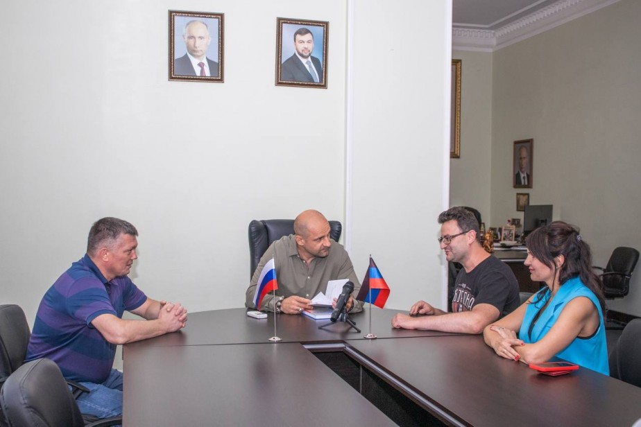 Акция «Профсоюзы России — Zа СВОих» в ДНР