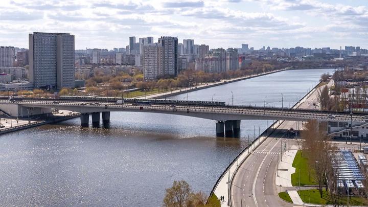 Нагатинский мост оборудуют системами обеспечения транспортной безопасности.