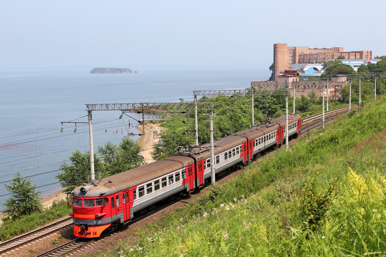 Вокзал Вторая Речка